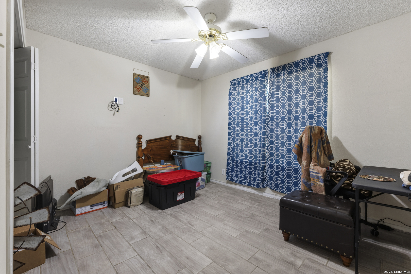 126 WOODLAND DR