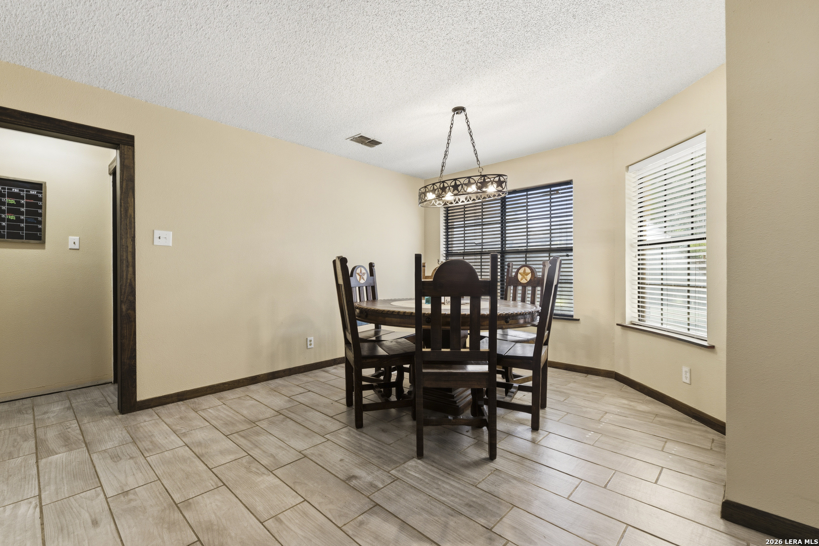 126 WOODLAND DR