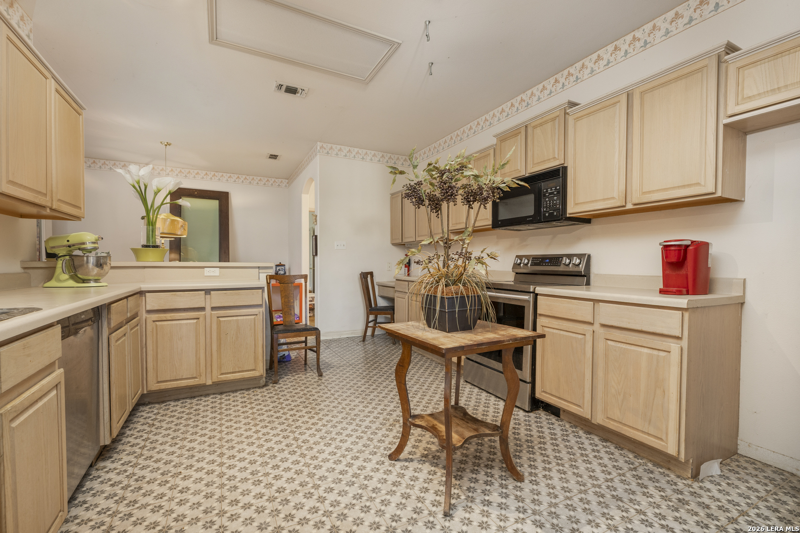 2039 Thicket Trail Dr