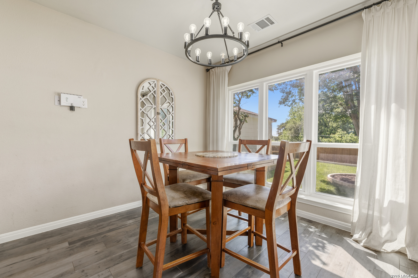 1204 Dimrock