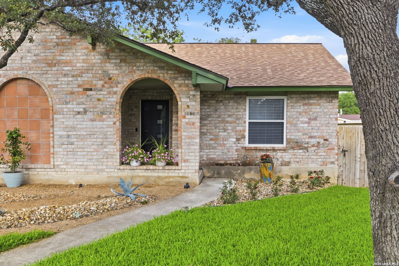 1223 Country Path