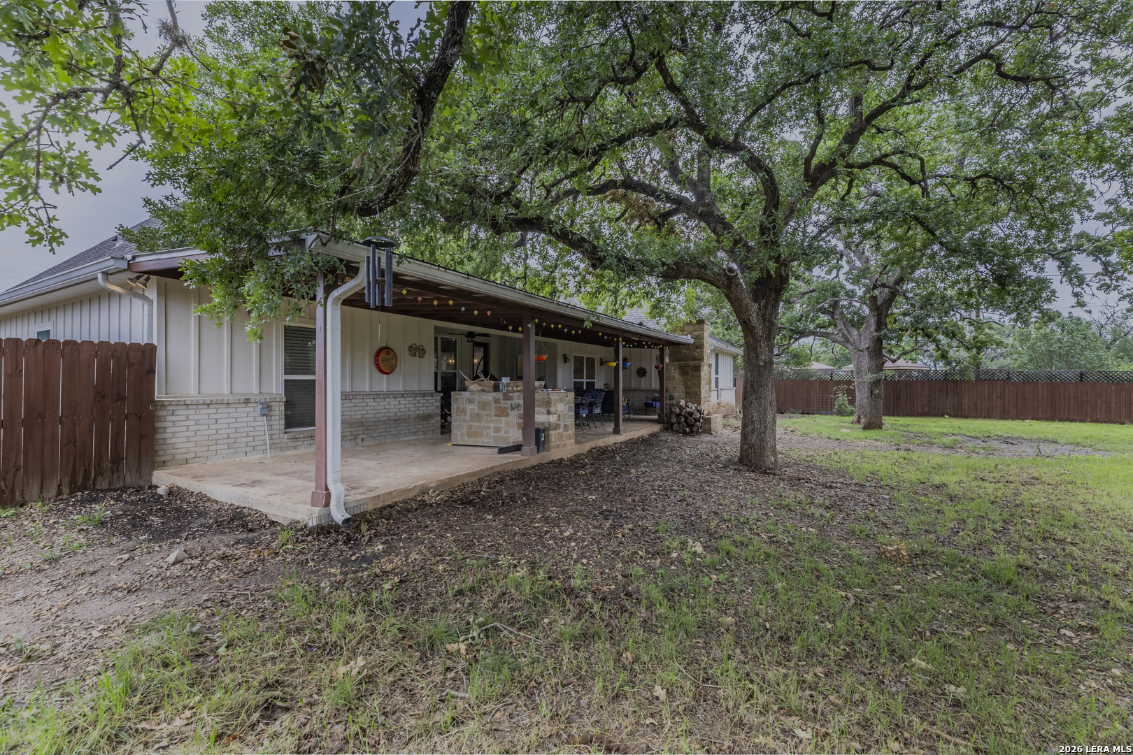 1516 KINGS RANCH RD