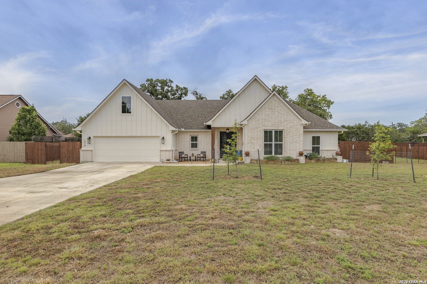 1516 KINGS RANCH RD