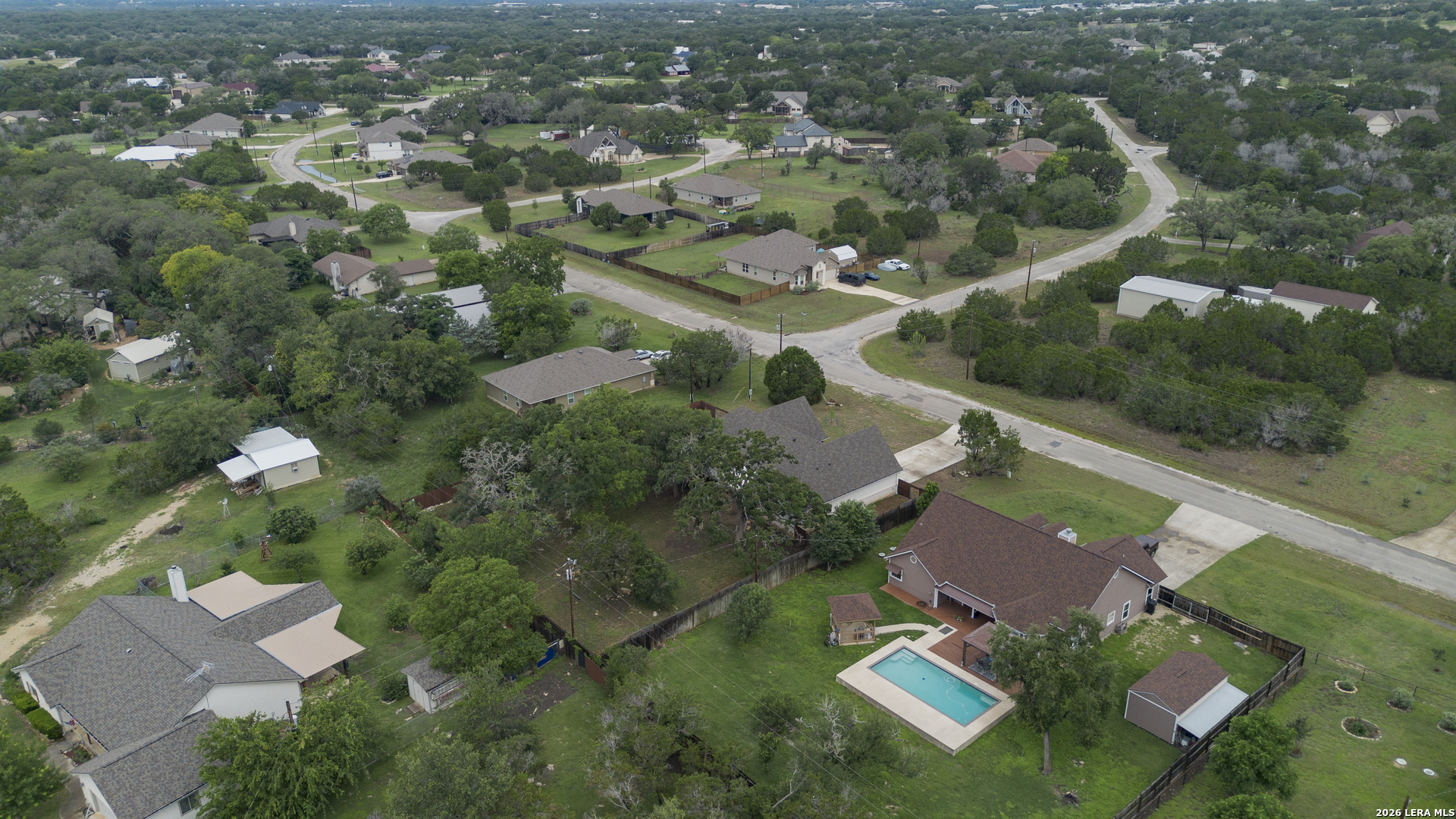 1516 KINGS RANCH RD