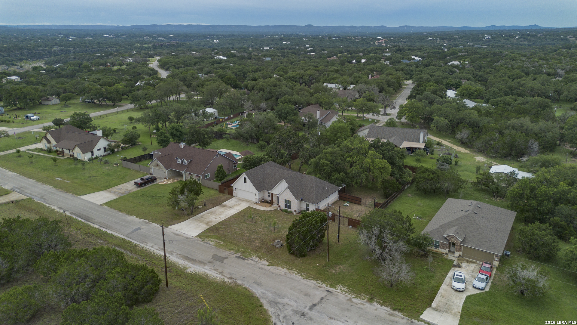 1516 KINGS RANCH RD