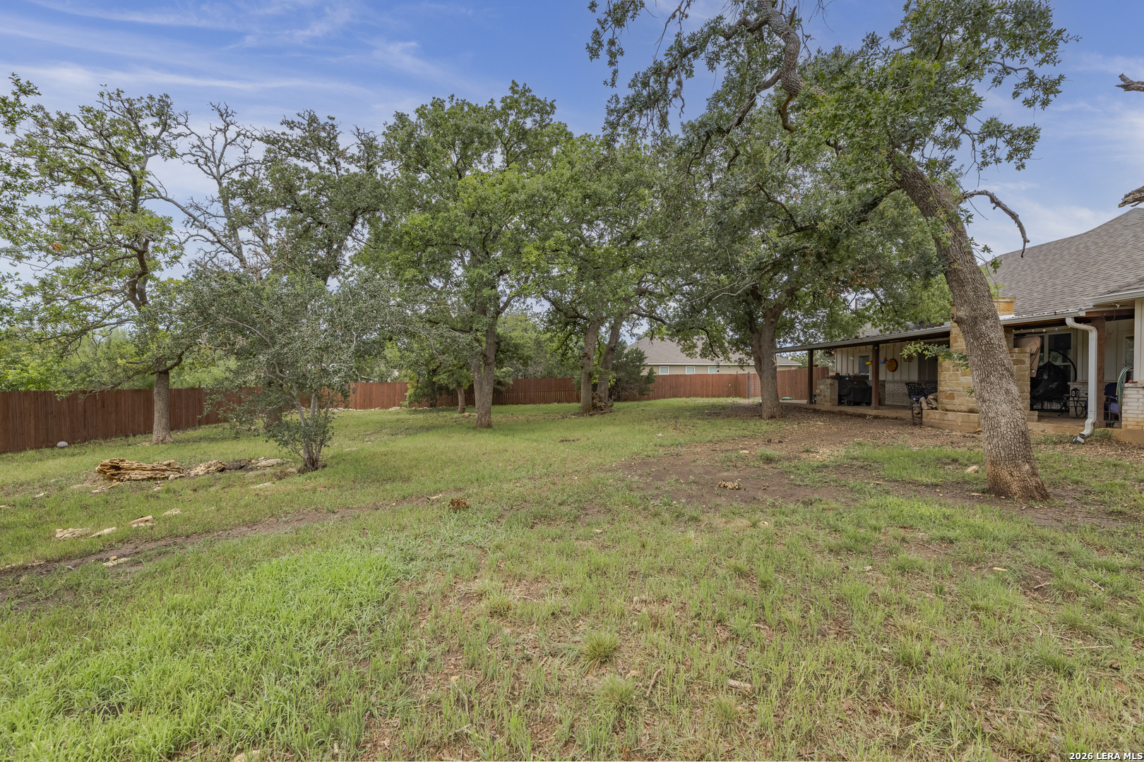 1516 KINGS RANCH RD