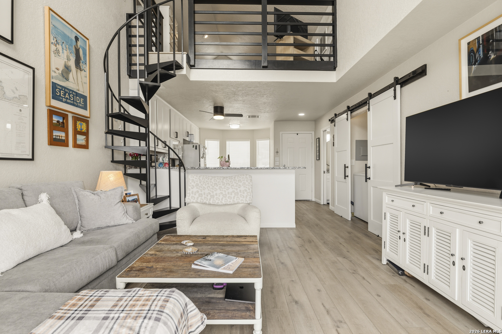 1601 LARSON DR UNIT 2