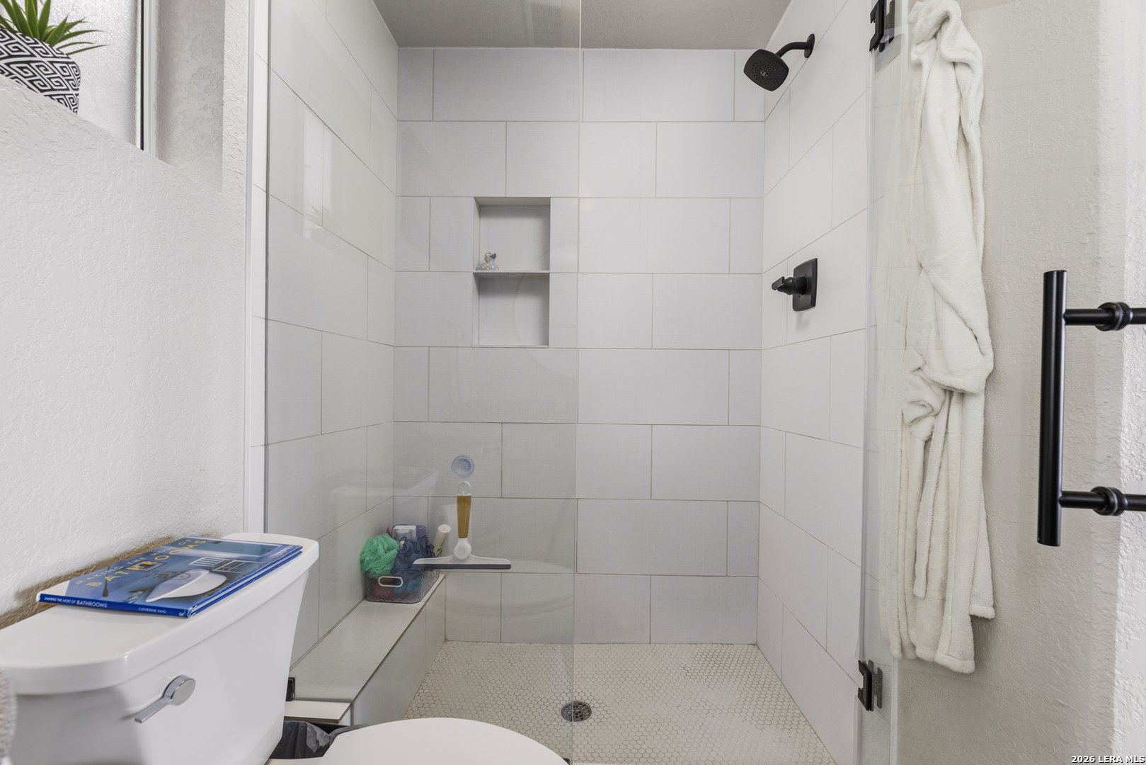 1601 LARSON DR UNIT 2