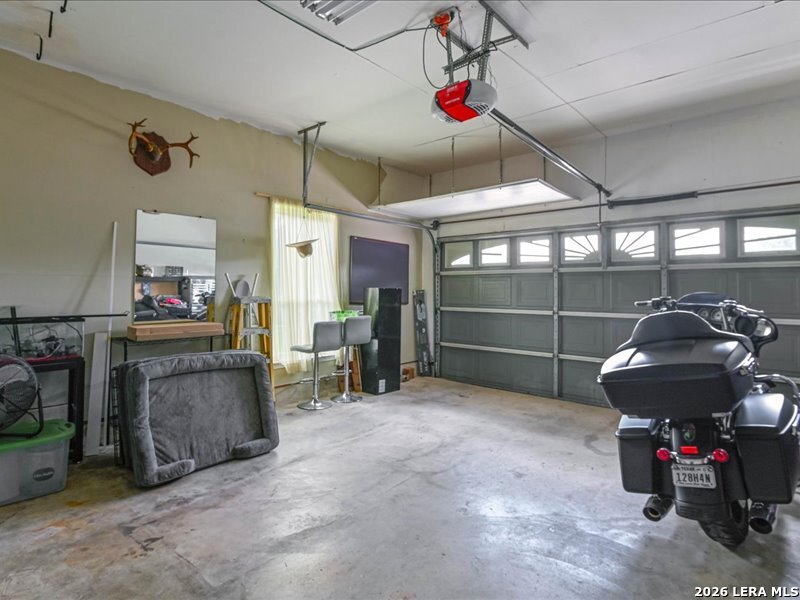 9049 Sarasota Woods