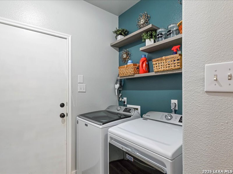 9049 Sarasota Woods