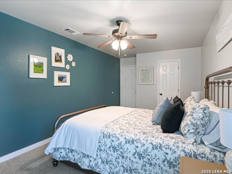 9049 Sarasota Woods
