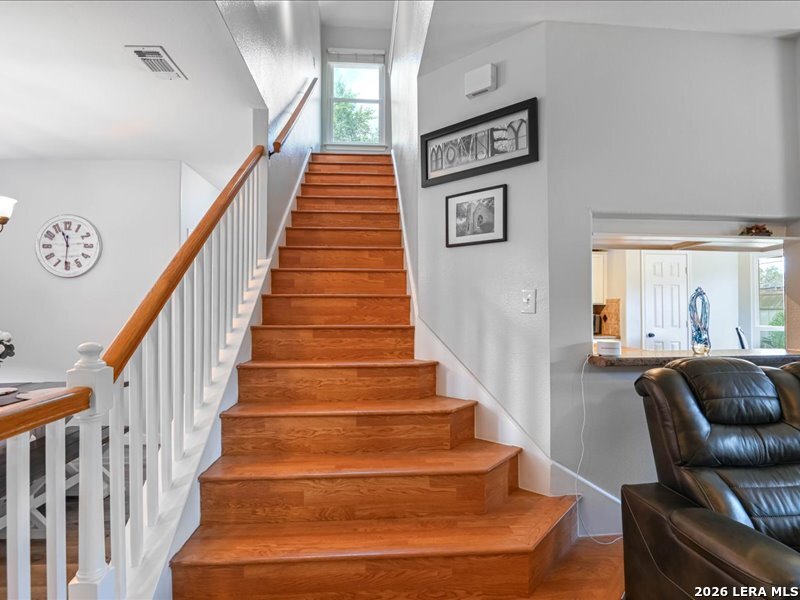 9049 Sarasota Woods