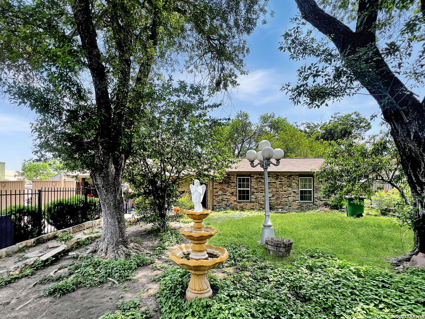 4203 AVENIDA PRIMA ST
