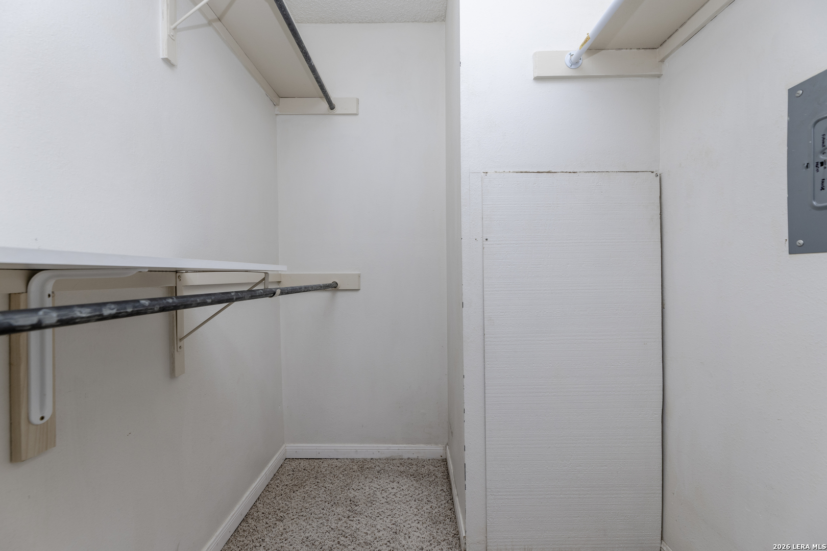 11843 Braesview 913