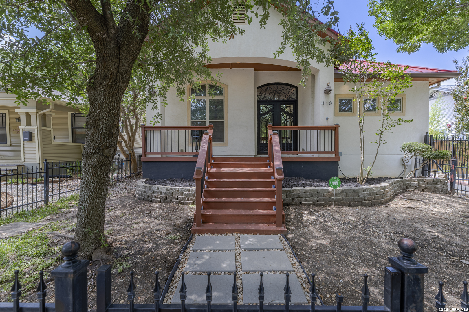 410 QUEEN ANNE CT