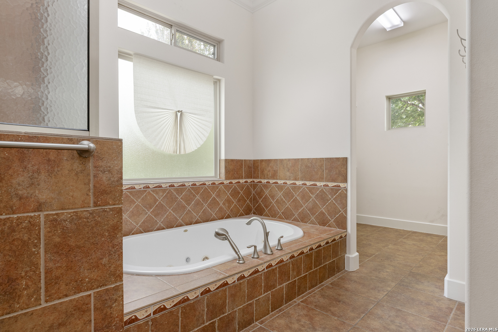410 QUEEN ANNE CT