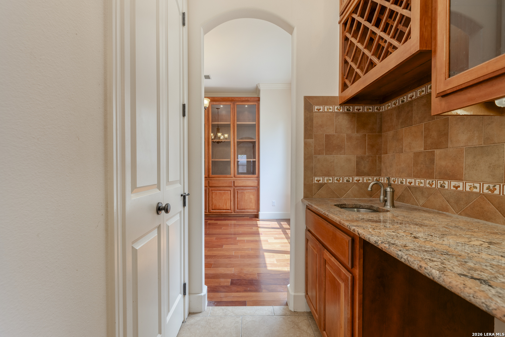 410 QUEEN ANNE CT