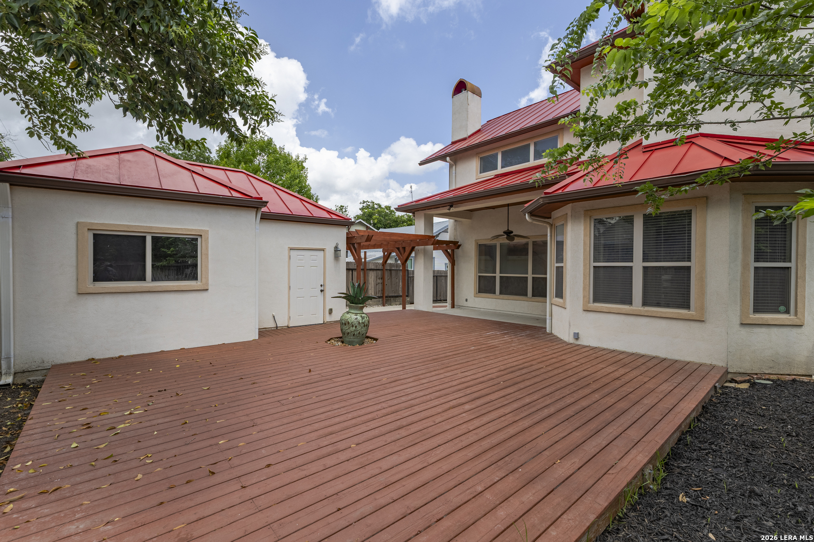 410 QUEEN ANNE CT