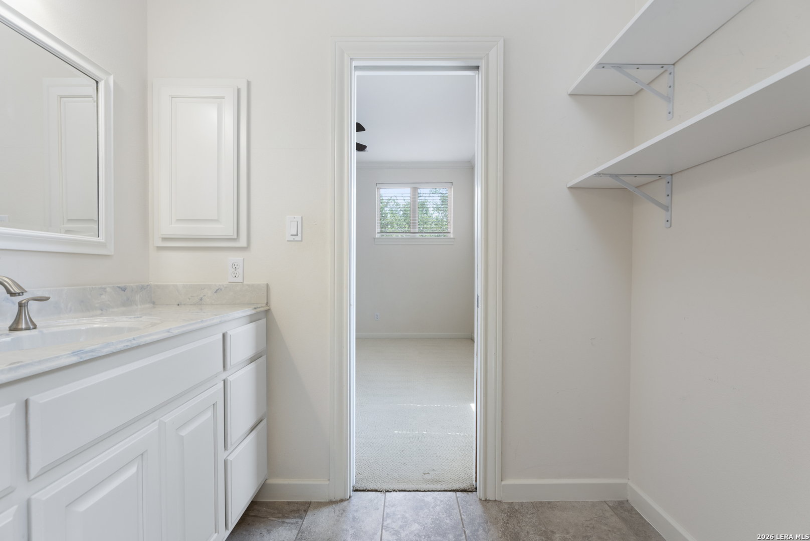 410 QUEEN ANNE CT