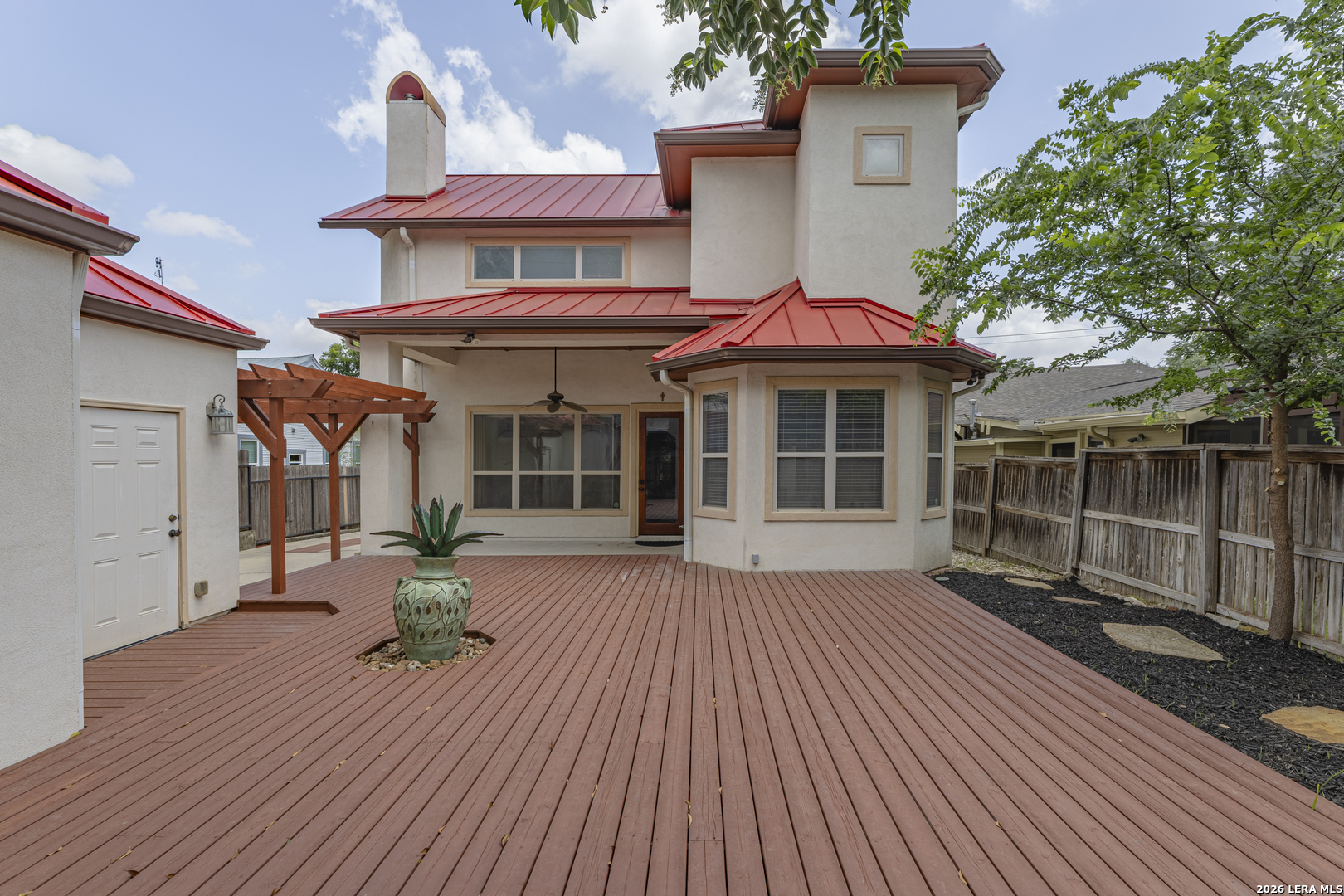 410 QUEEN ANNE CT