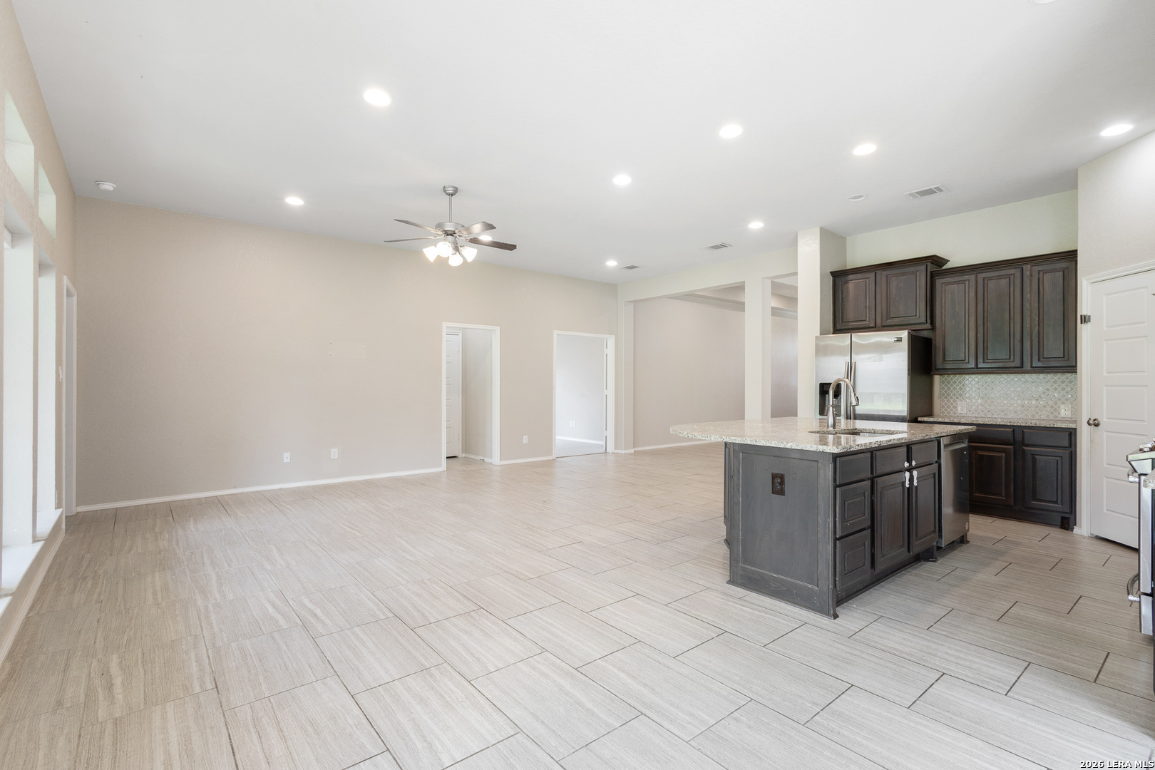 2434 Valencia Crest