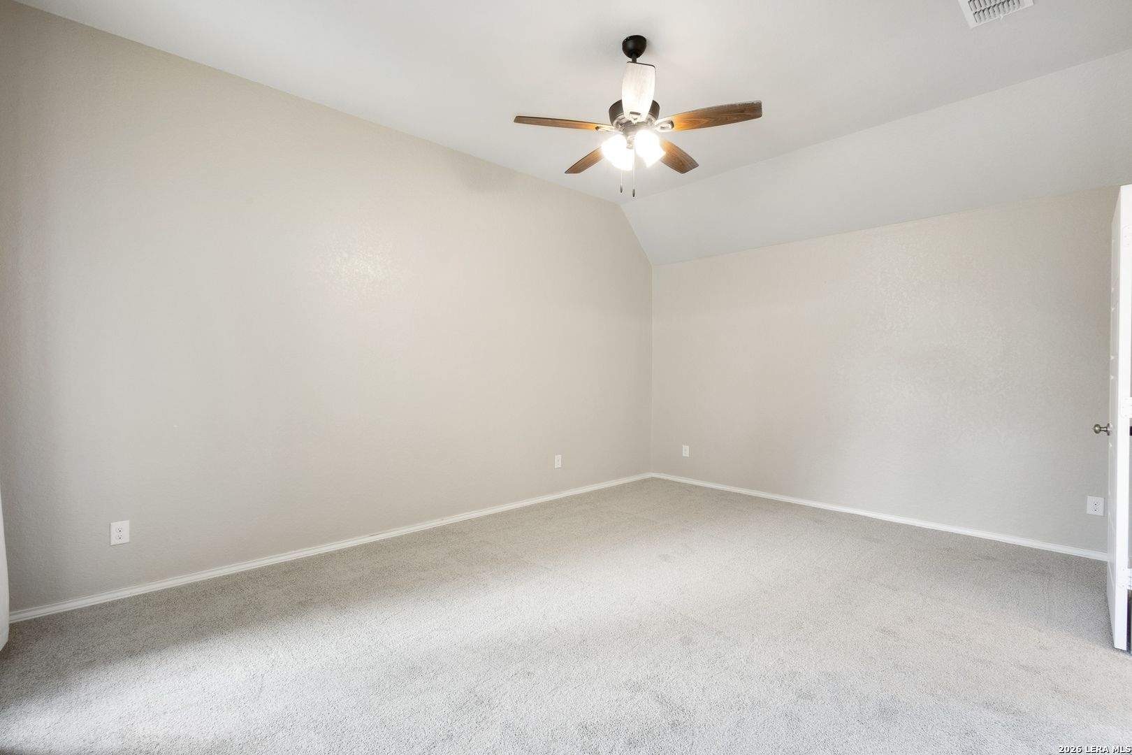 2434 Valencia Crest
