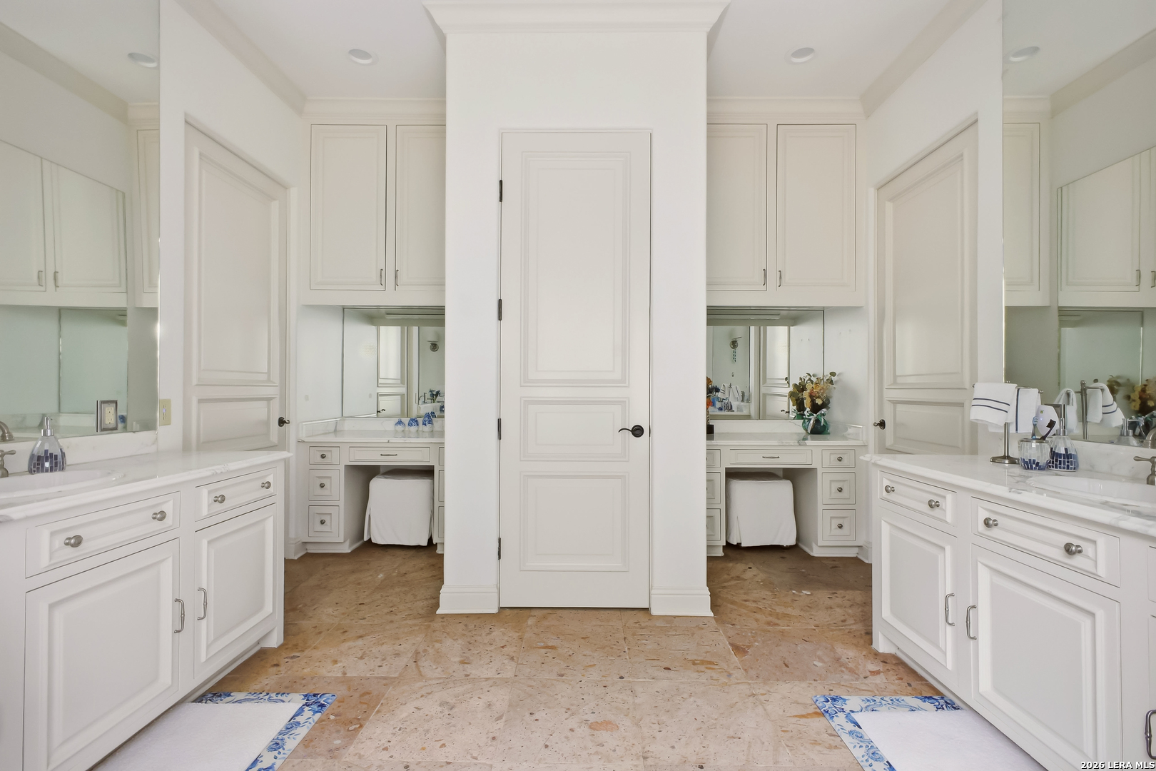 1726 GREYSTONE RDG