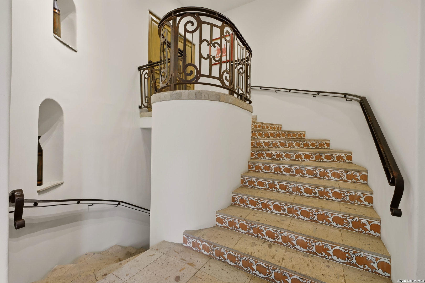 1726 GREYSTONE RDG
