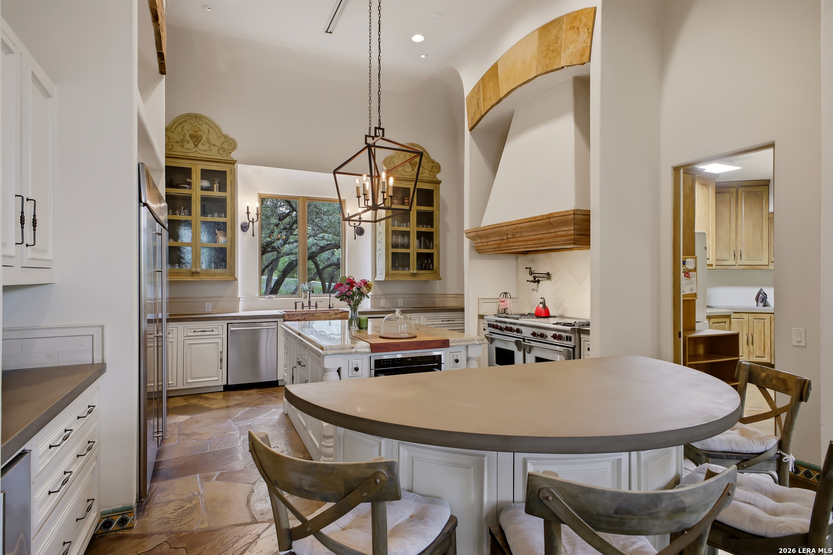 1726 GREYSTONE RDG