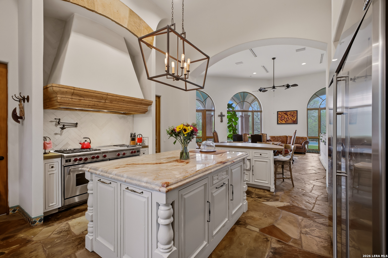 1726 GREYSTONE RDG