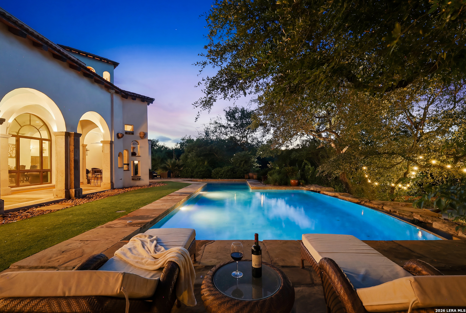 1726 GREYSTONE RDG