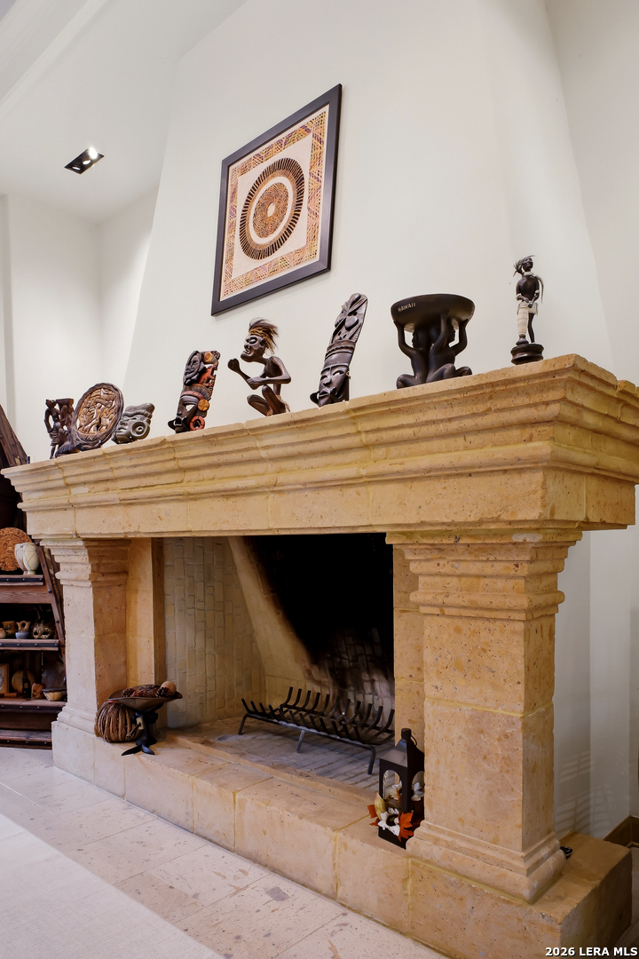 1726 GREYSTONE RDG