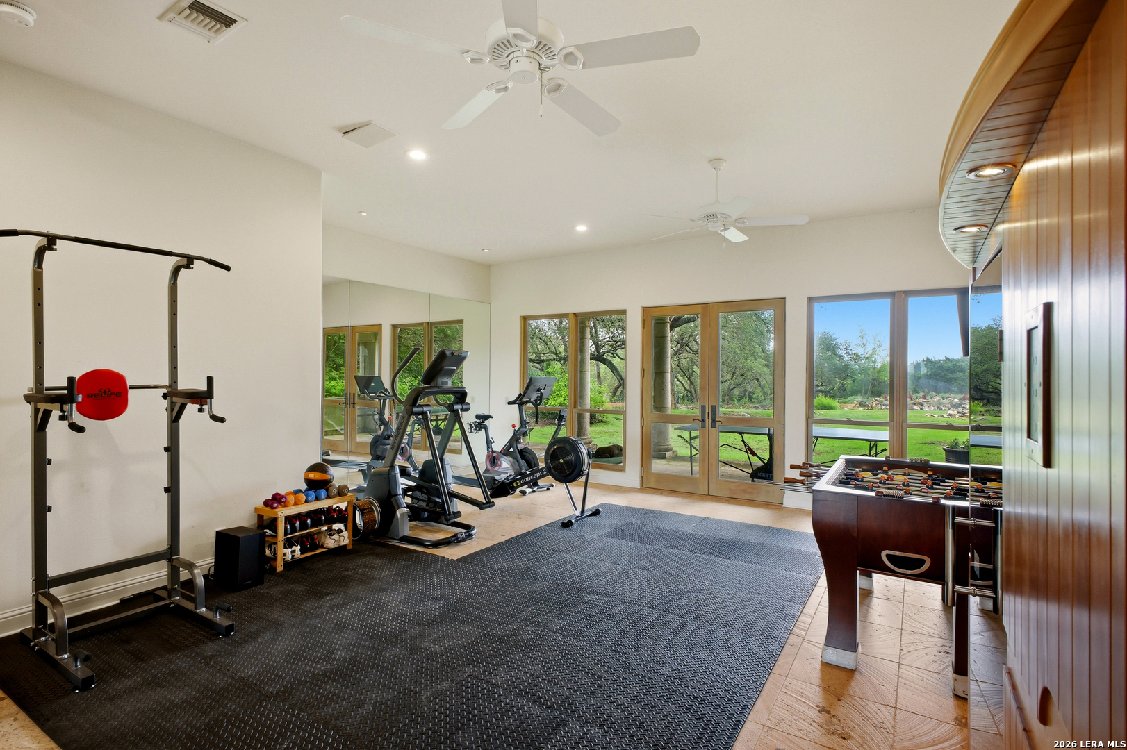 1726 GREYSTONE RDG