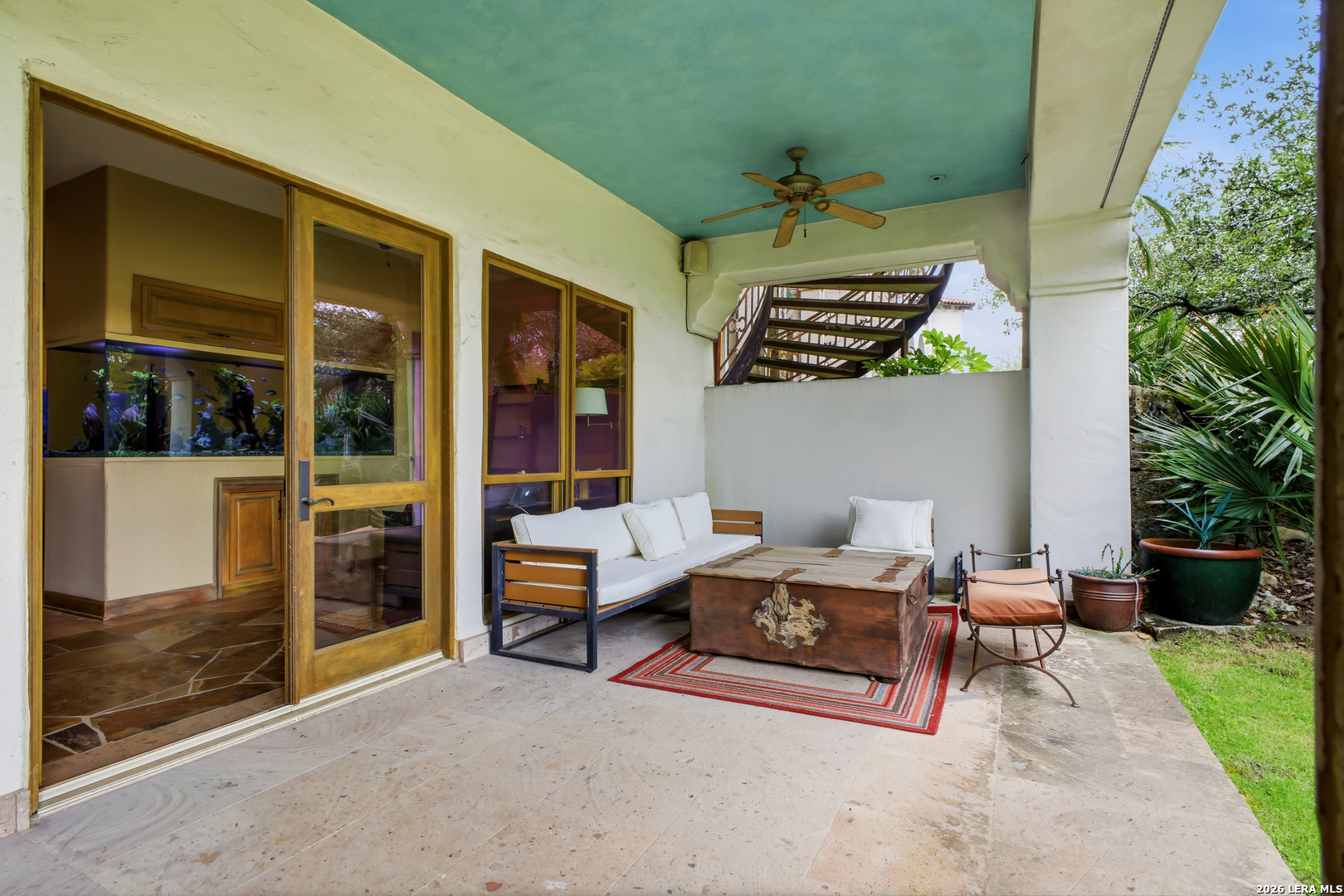 1726 GREYSTONE RDG