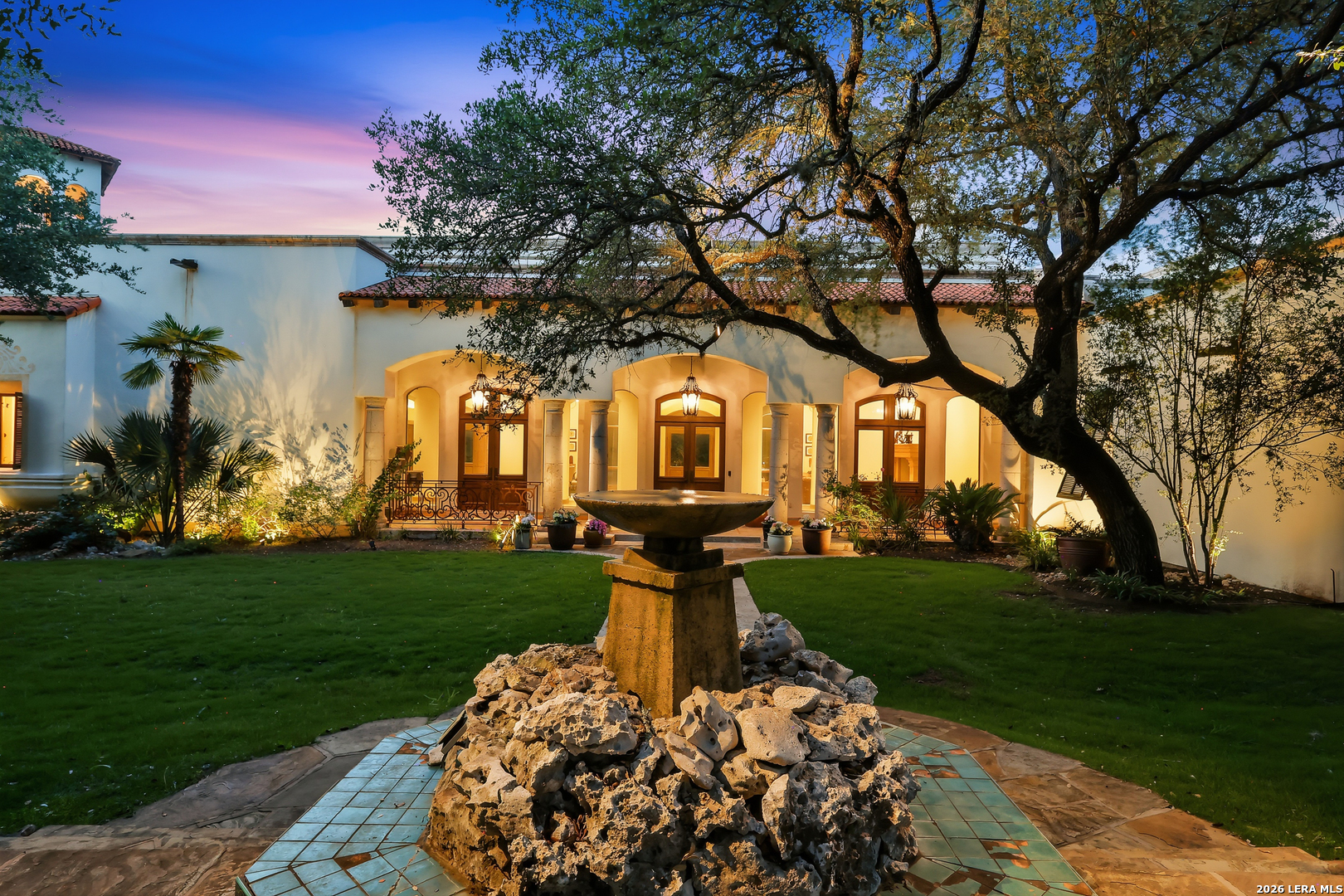 1726 GREYSTONE RDG