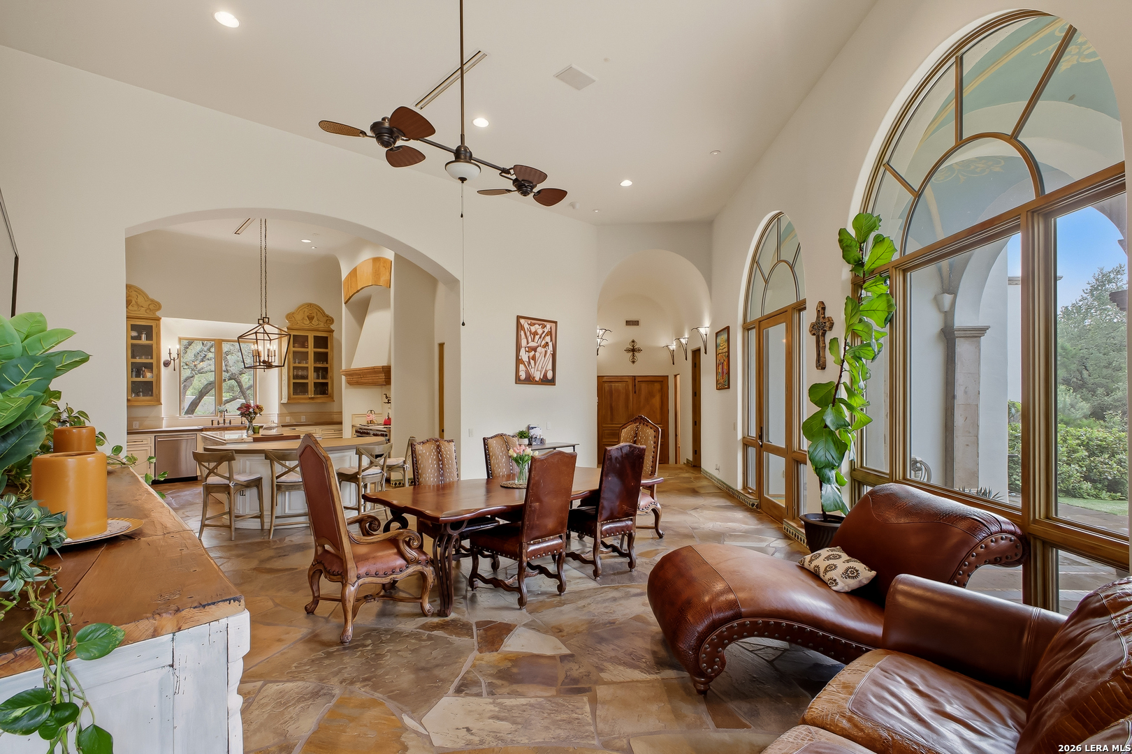 1726 GREYSTONE RDG