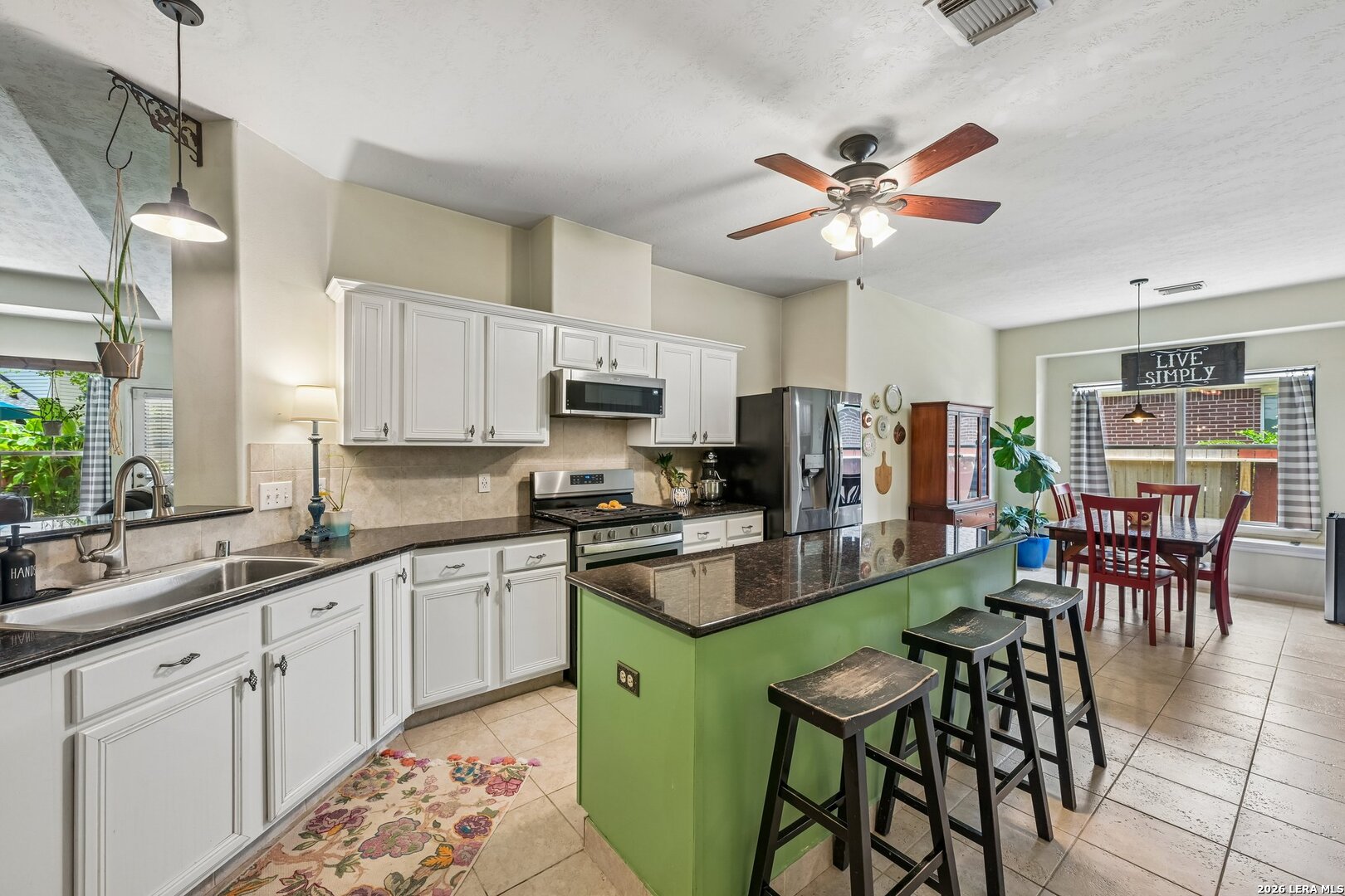 2115 CHESTER FORT DR