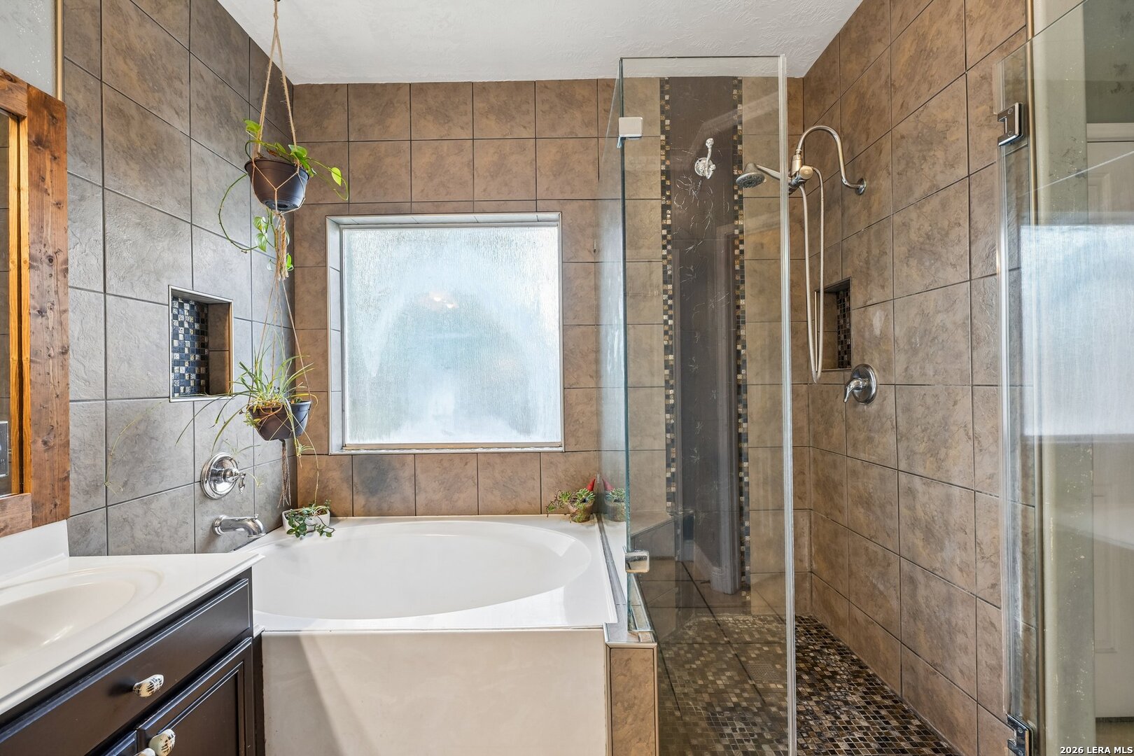 2115 CHESTER FORT DR
