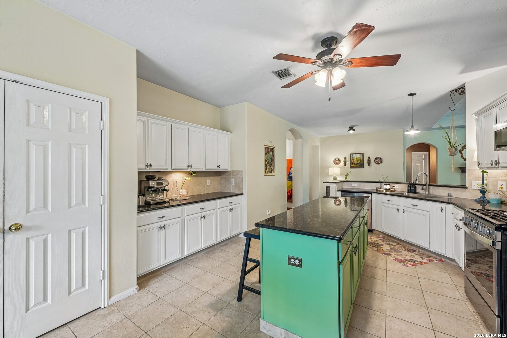 2115 CHESTER FORT DR