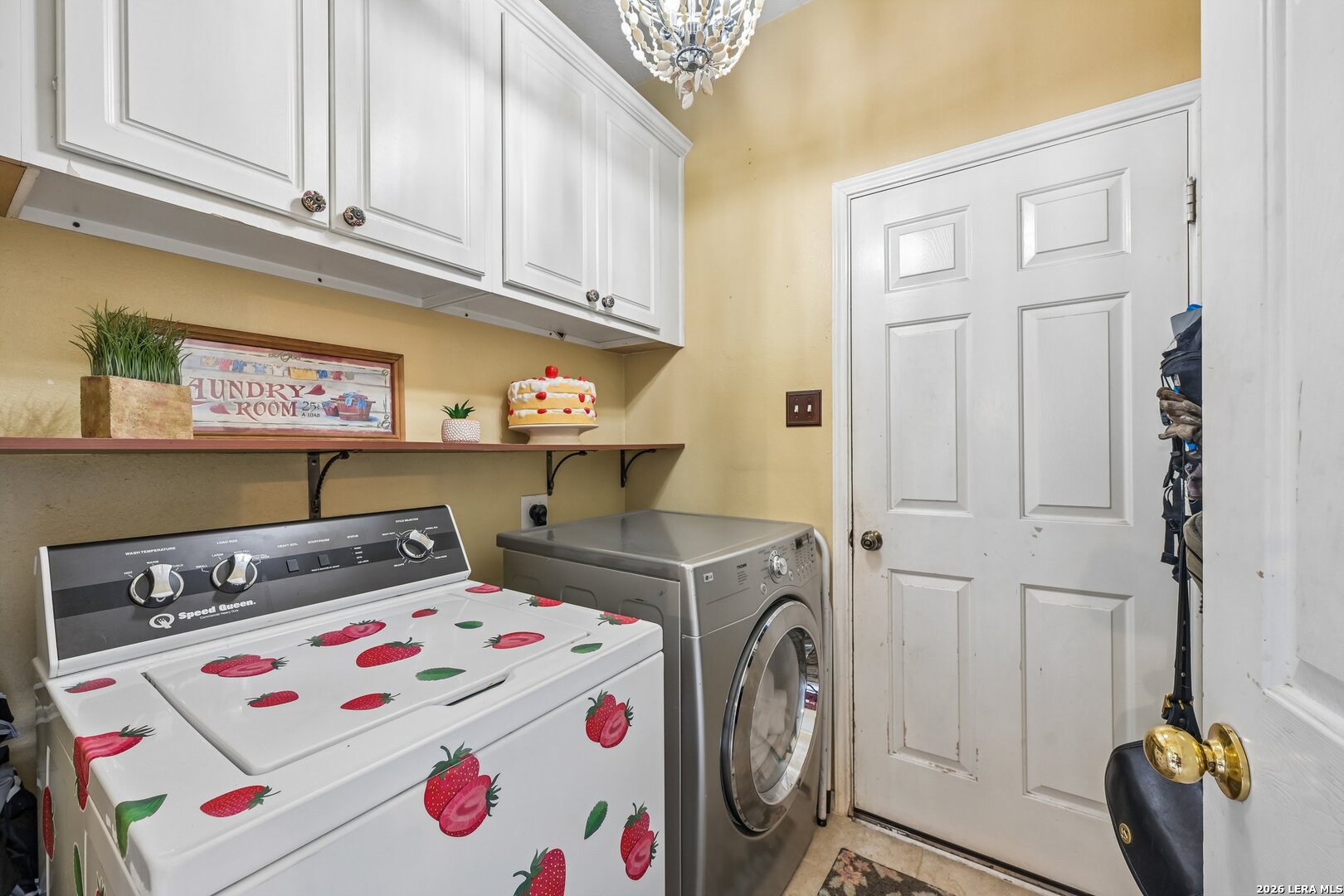 2115 CHESTER FORT DR