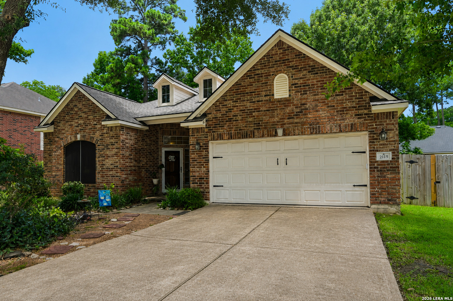 2115 CHESTER FORT DR