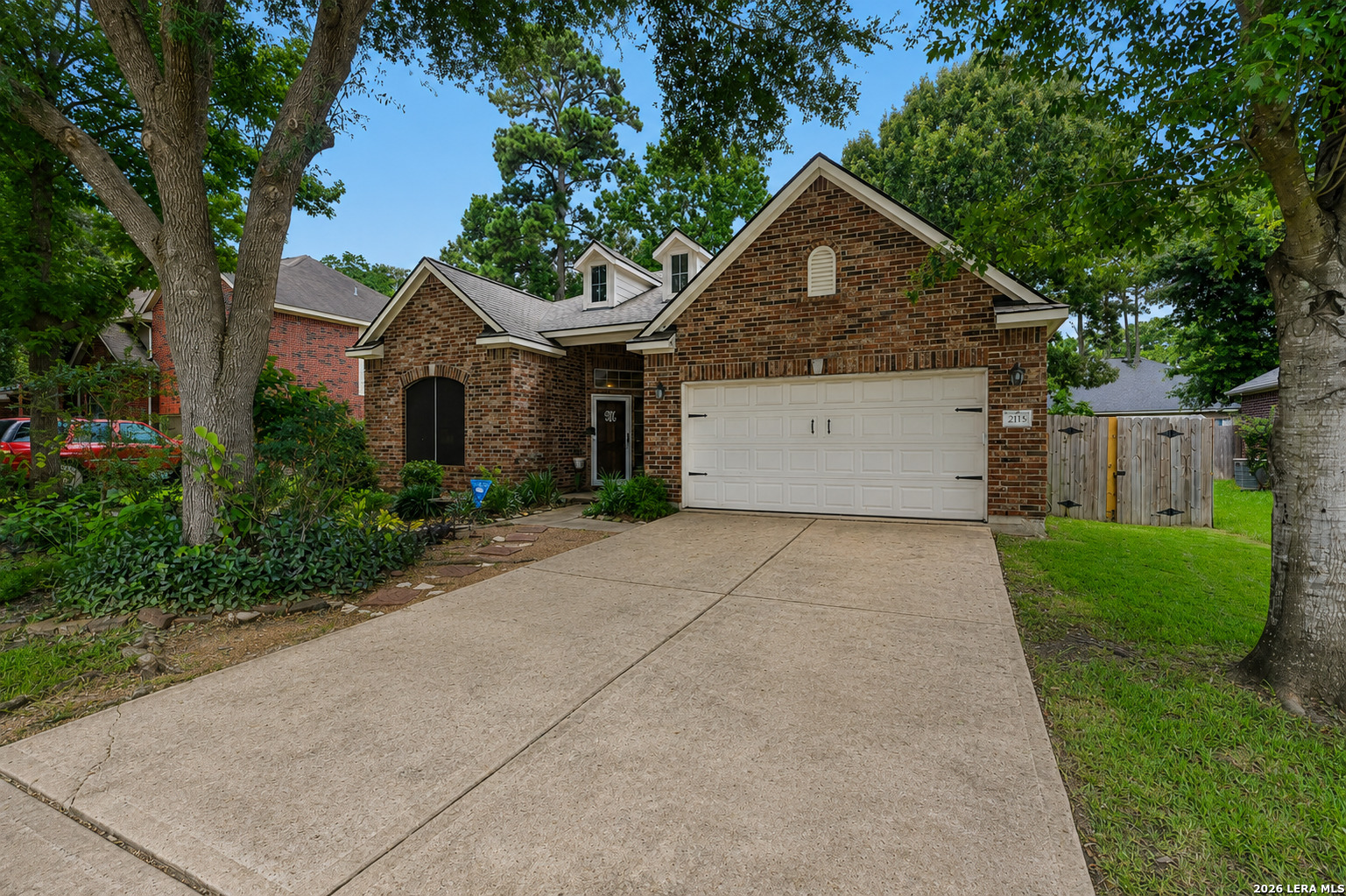 2115 CHESTER FORT DR