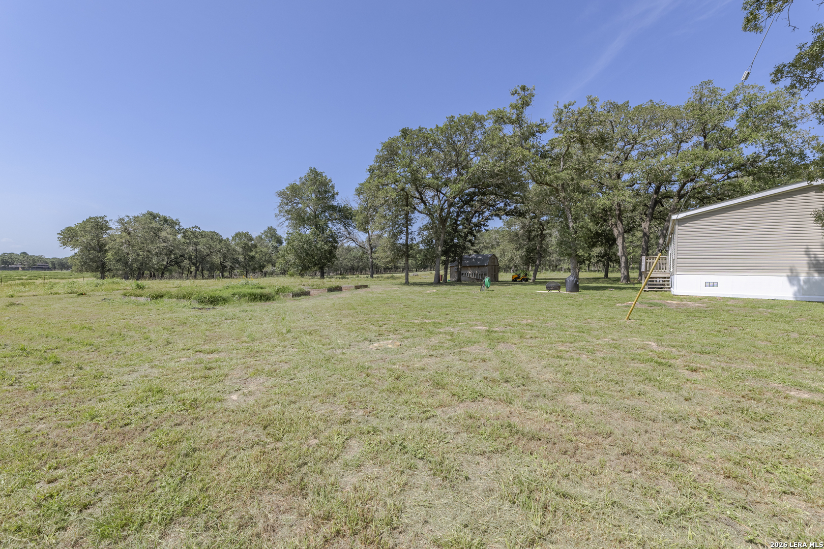 111 LONGHORN RD