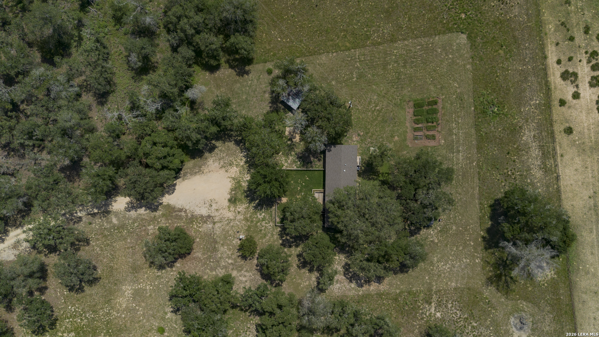 111 LONGHORN RD