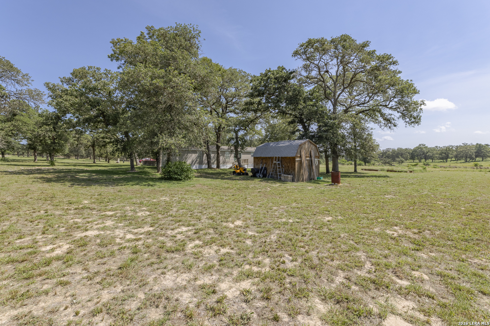 111 LONGHORN RD