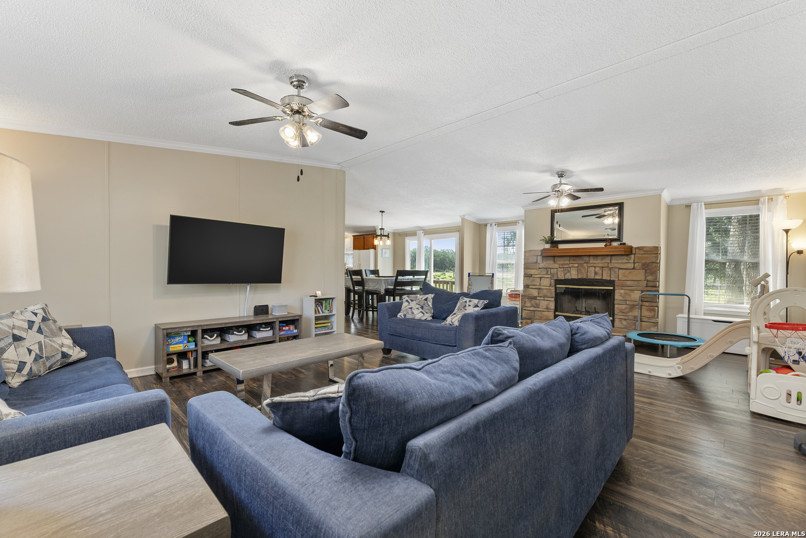 111 LONGHORN RD