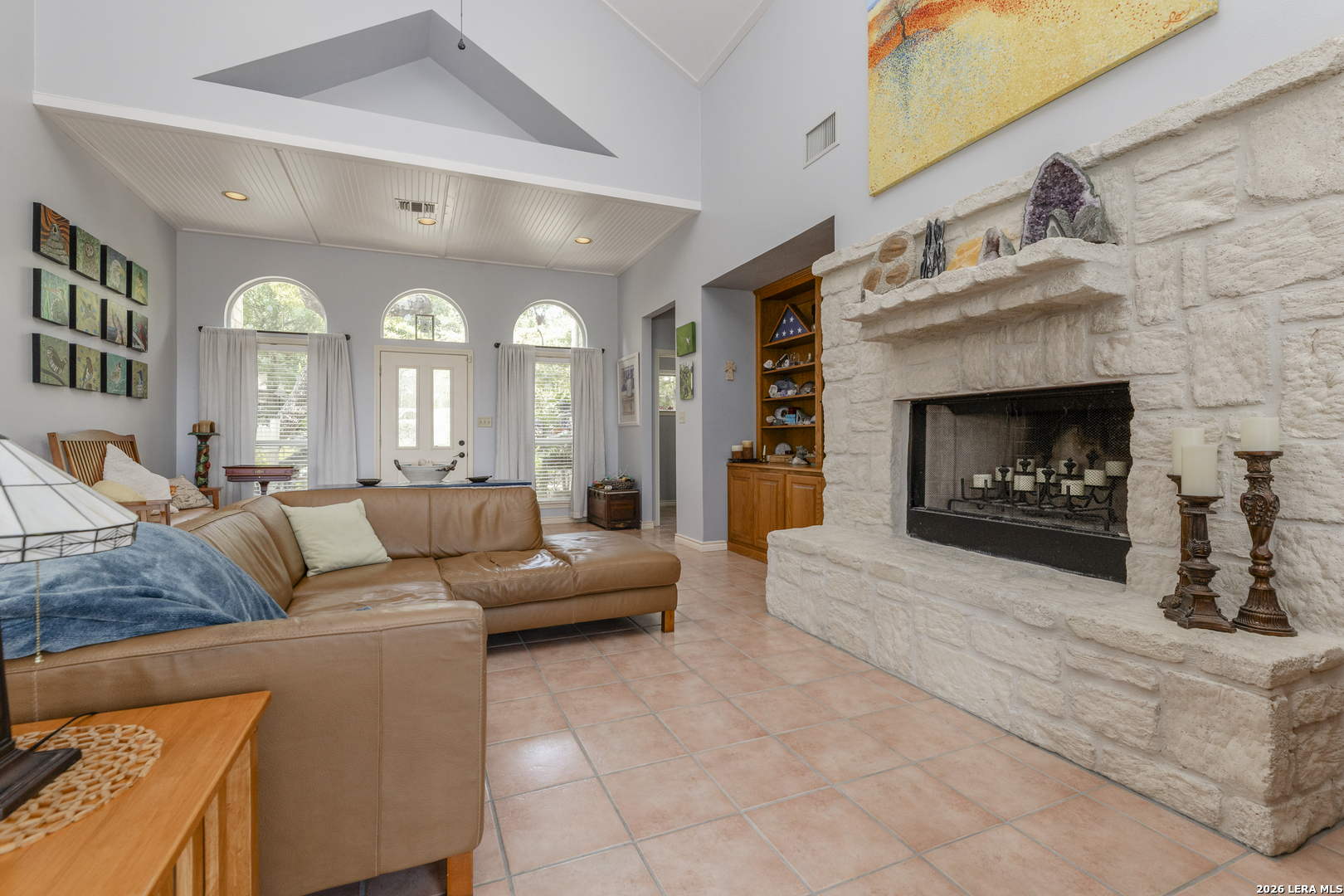 1114 Lakepark Dr
