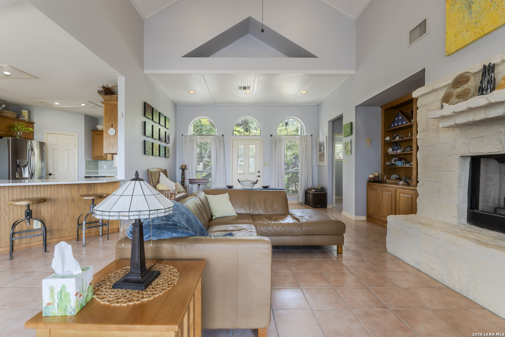 1114 Lakepark Dr