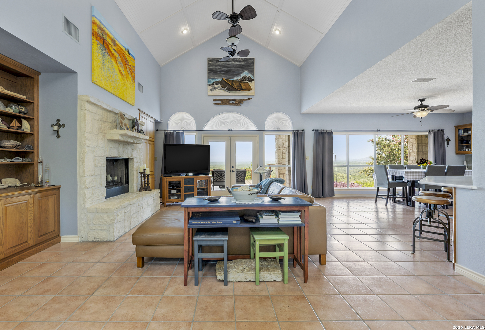 1114 Lakepark Dr