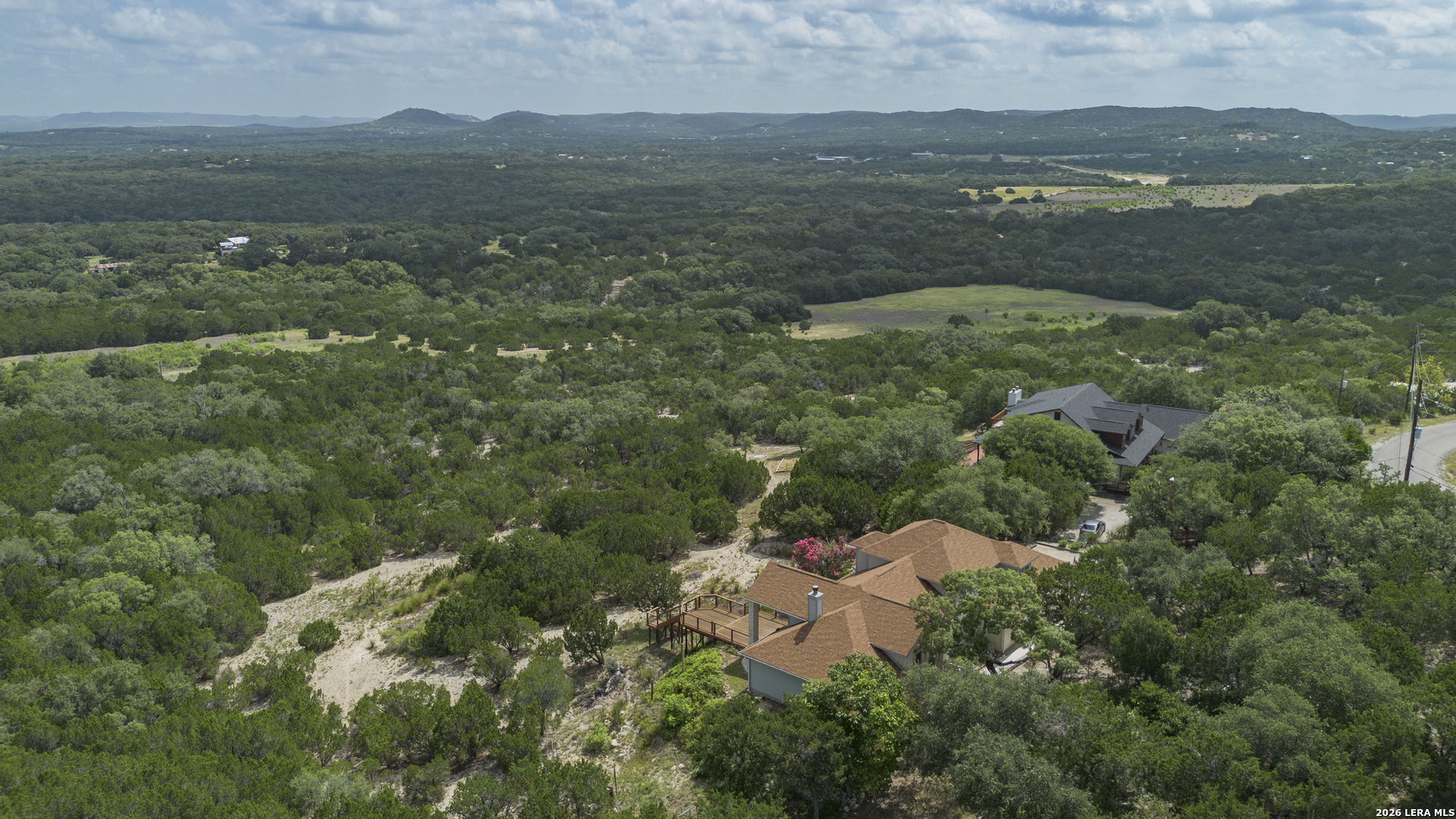 1114 Lakepark Dr
